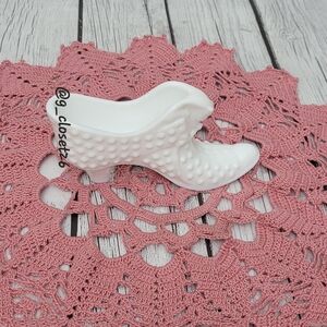 Fenton White Milk Glass Hobnail Cat Head Boot